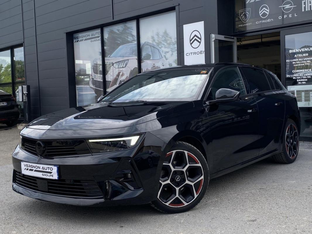Opel Astra - Photo 1