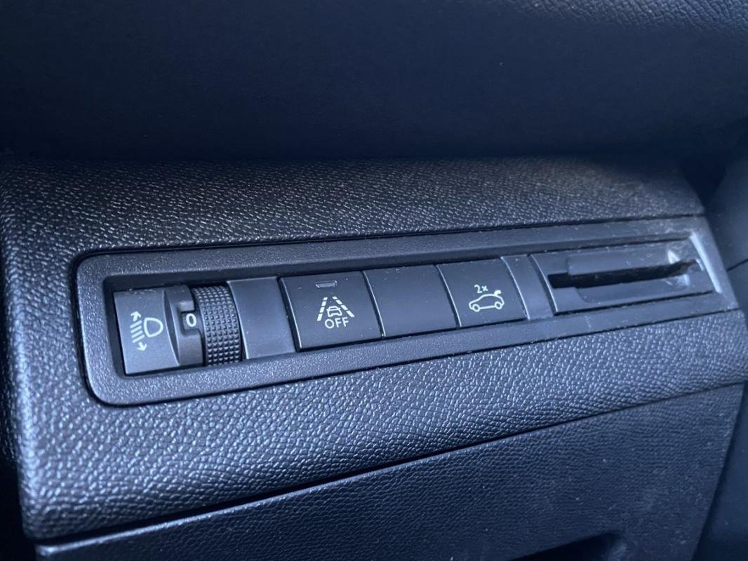 Peugeot 3008 - Photo 8