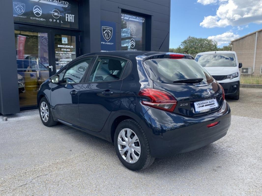Peugeot 208 - Photo 3