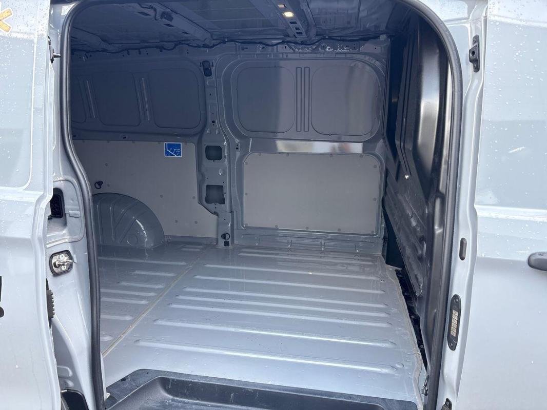 Volkswagen Transporter - Photo 24