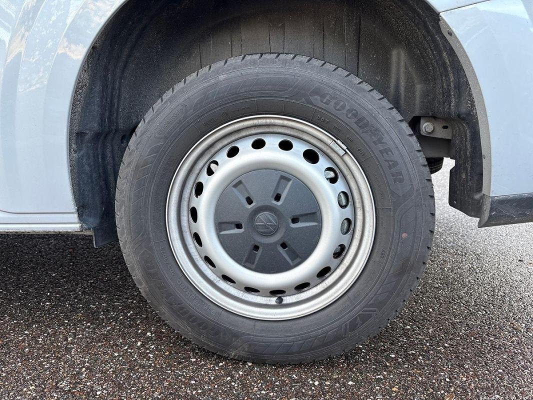 Volkswagen Transporter - Photo 29
