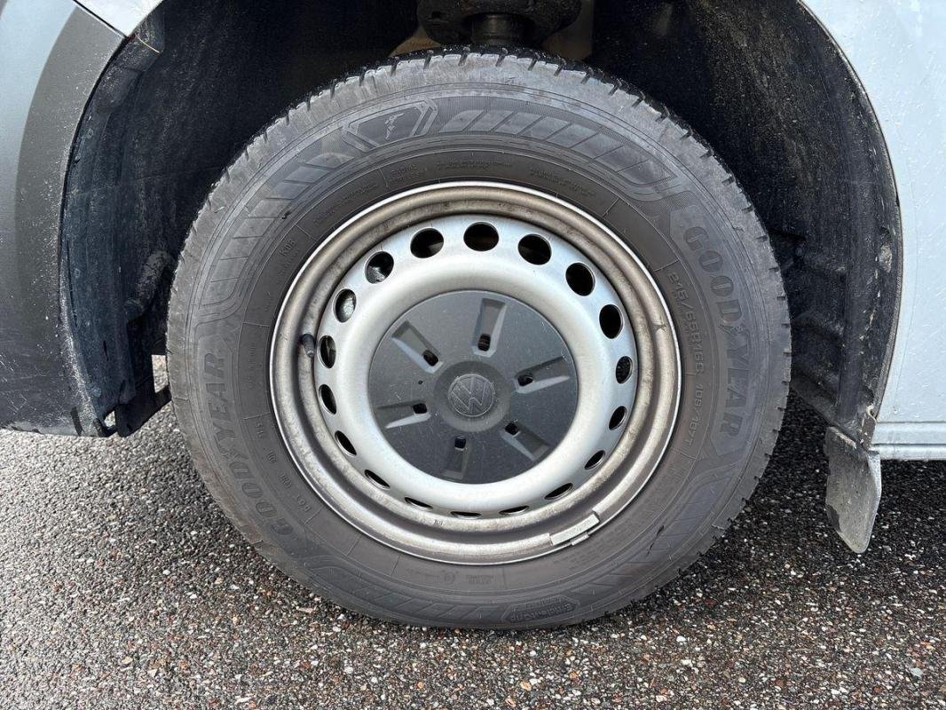 Volkswagen Transporter - Photo 30