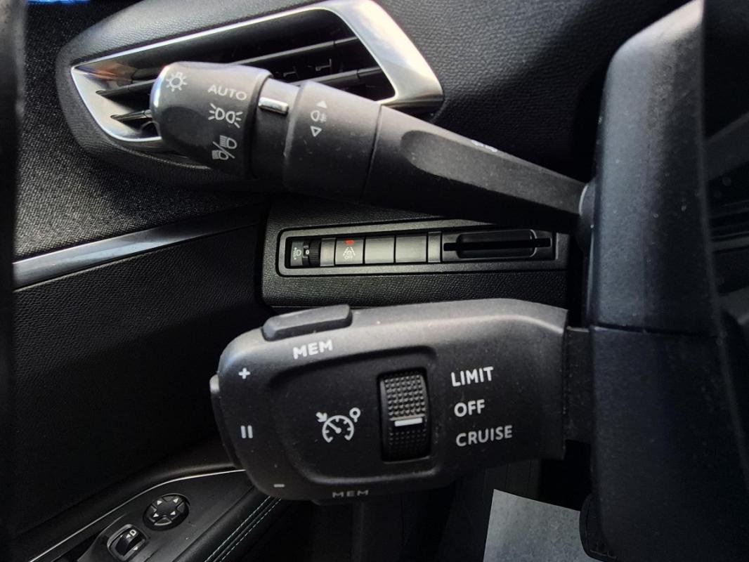 Peugeot 5008 - Photo 17