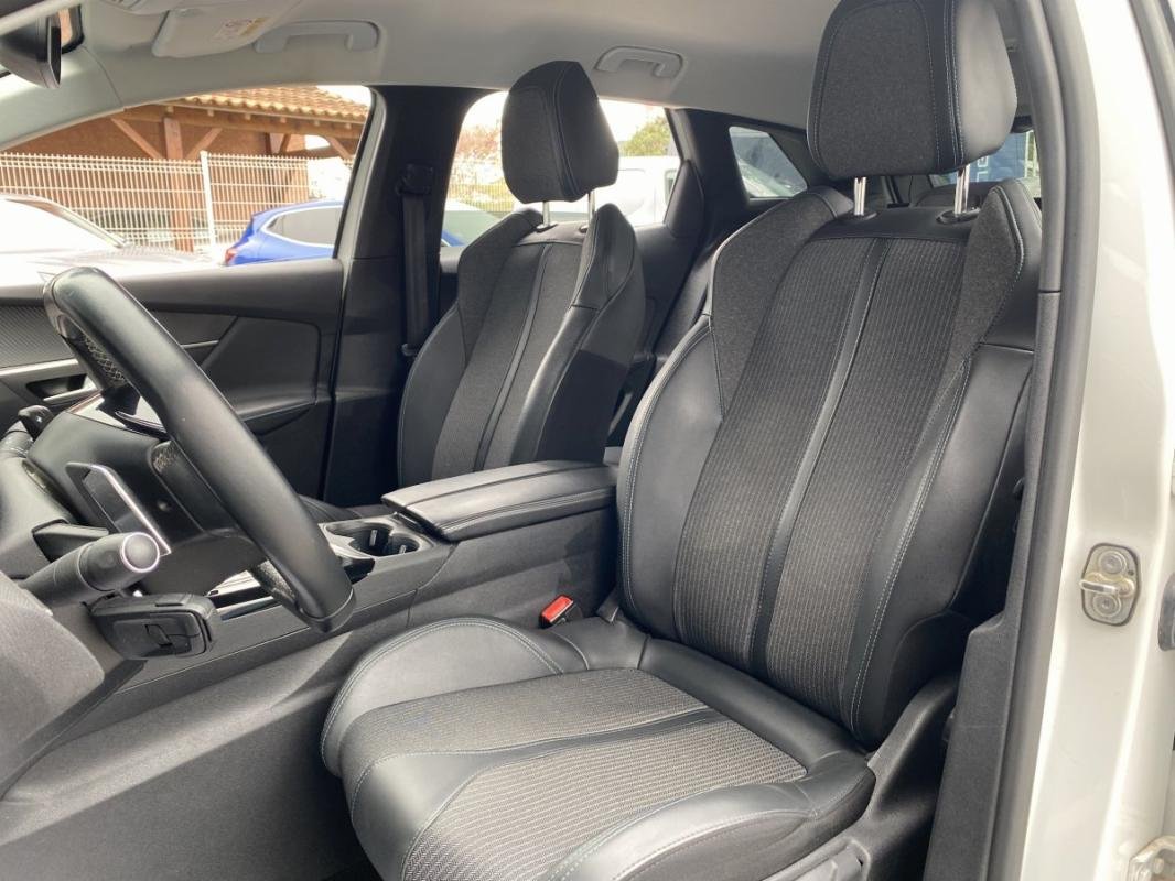 Peugeot 3008 - Photo 17