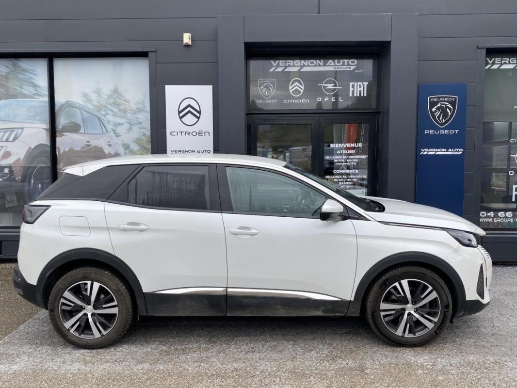 Peugeot 3008 - Photo 2