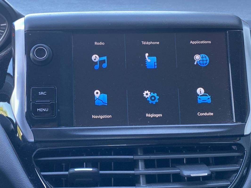 Peugeot 208 - Photo 15