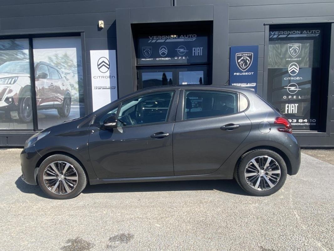 Peugeot 208 - Photo 20