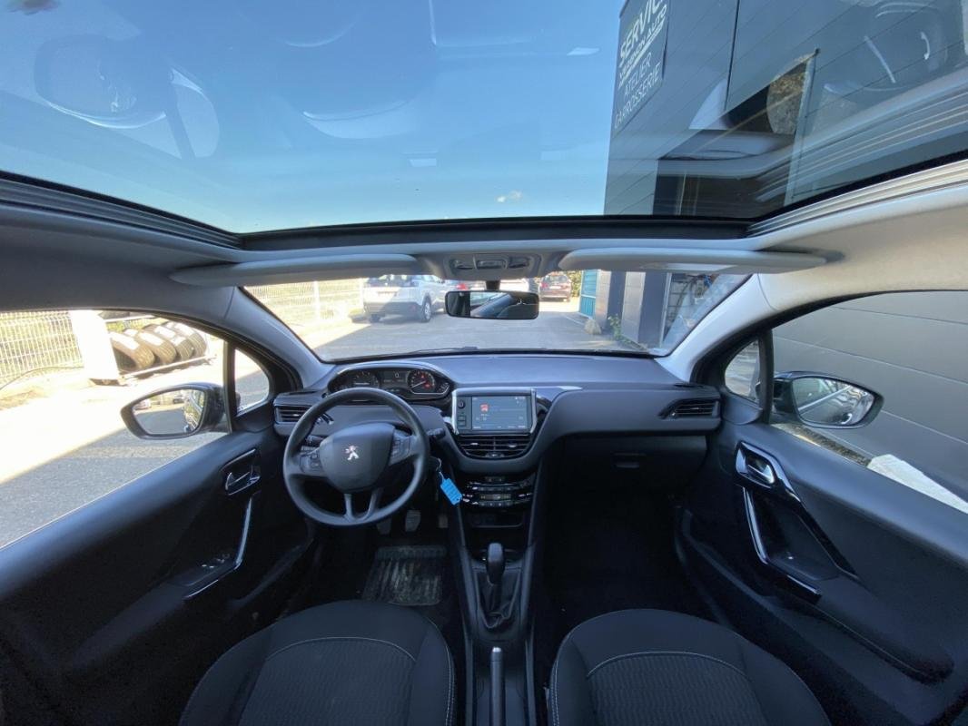Peugeot 208 - Photo 4