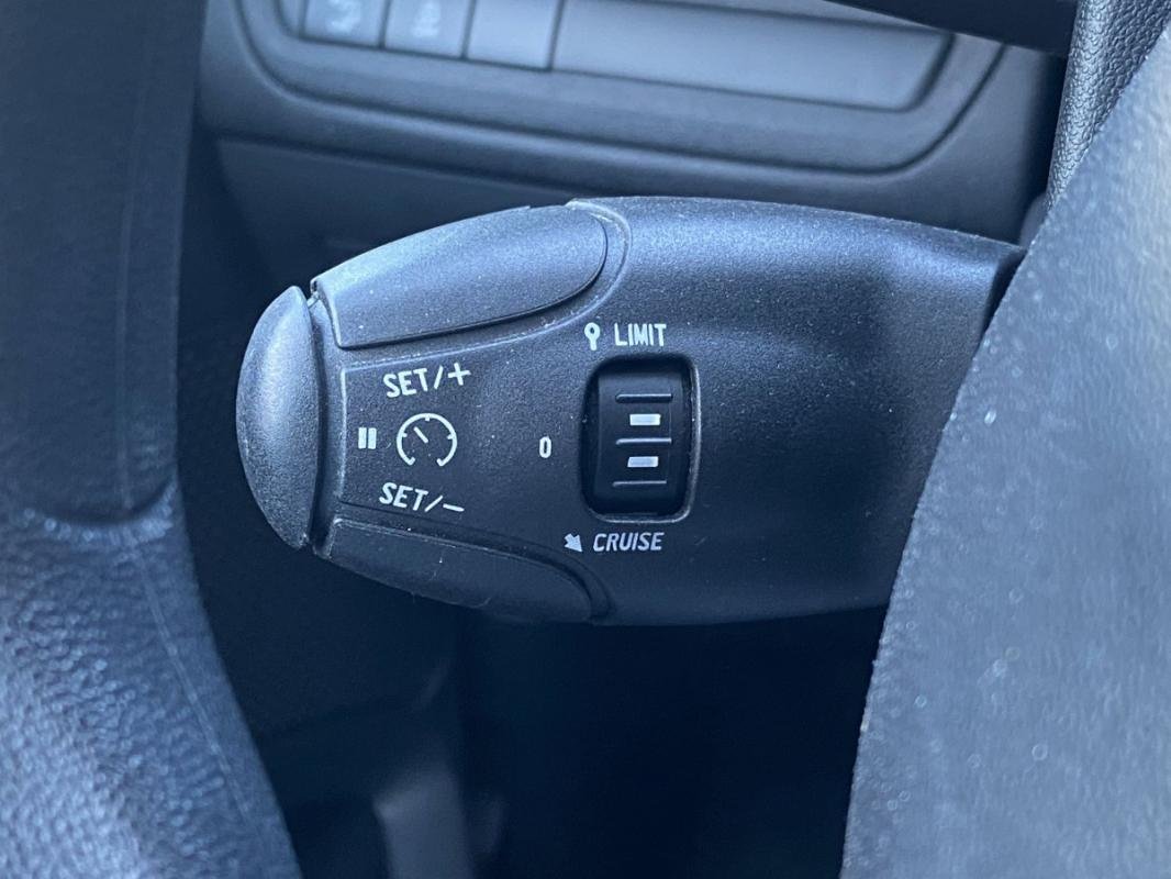 Peugeot 208 - Photo 10