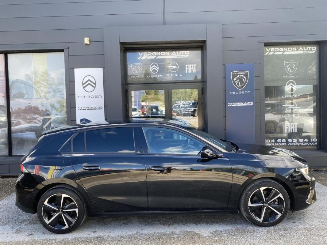 Opel Astra - Photo 2