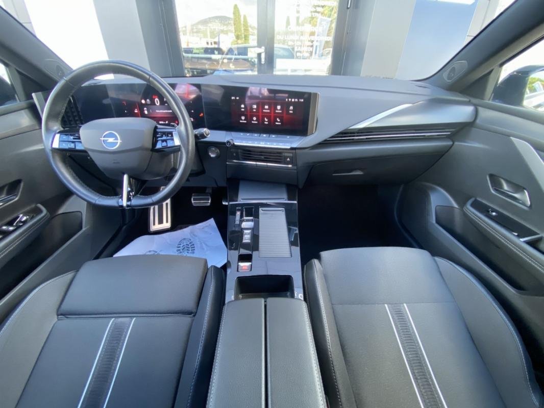 Opel Astra - Photo 4