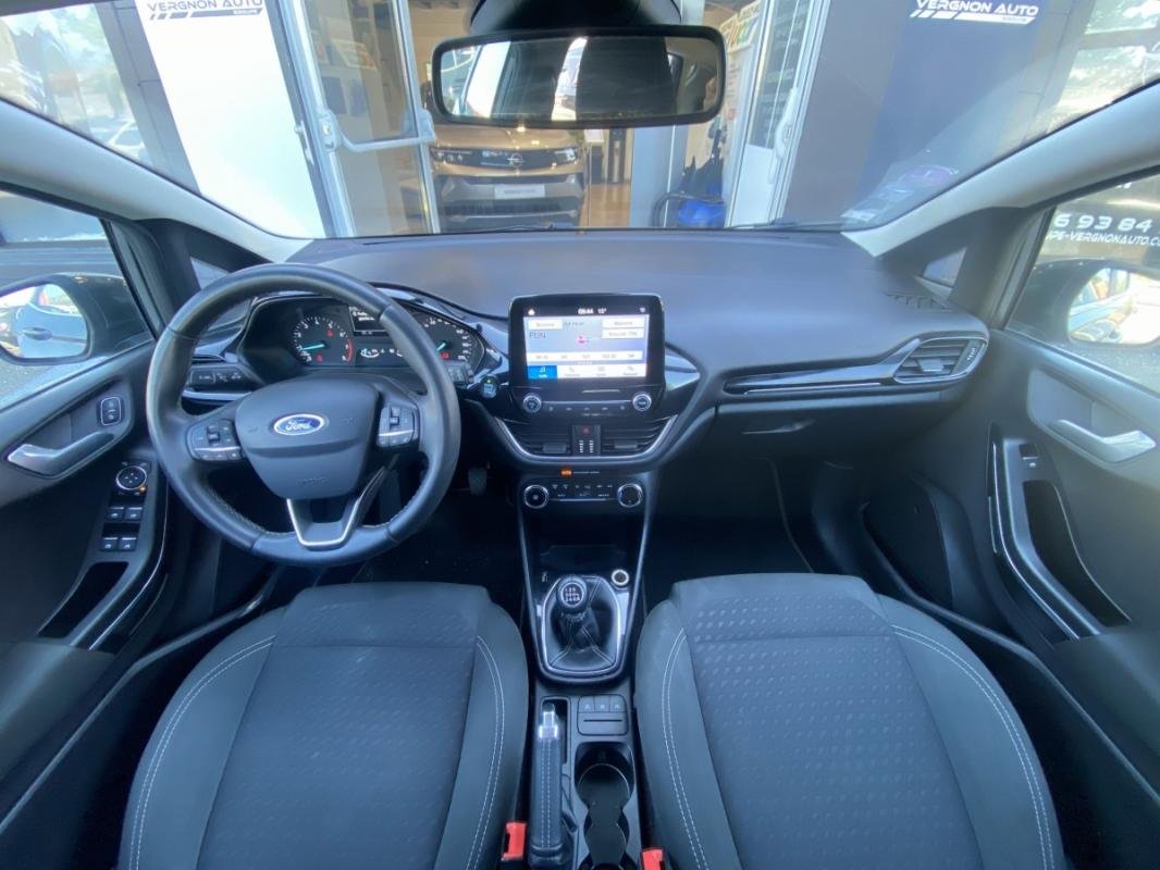 Ford Fiesta - Photo 4