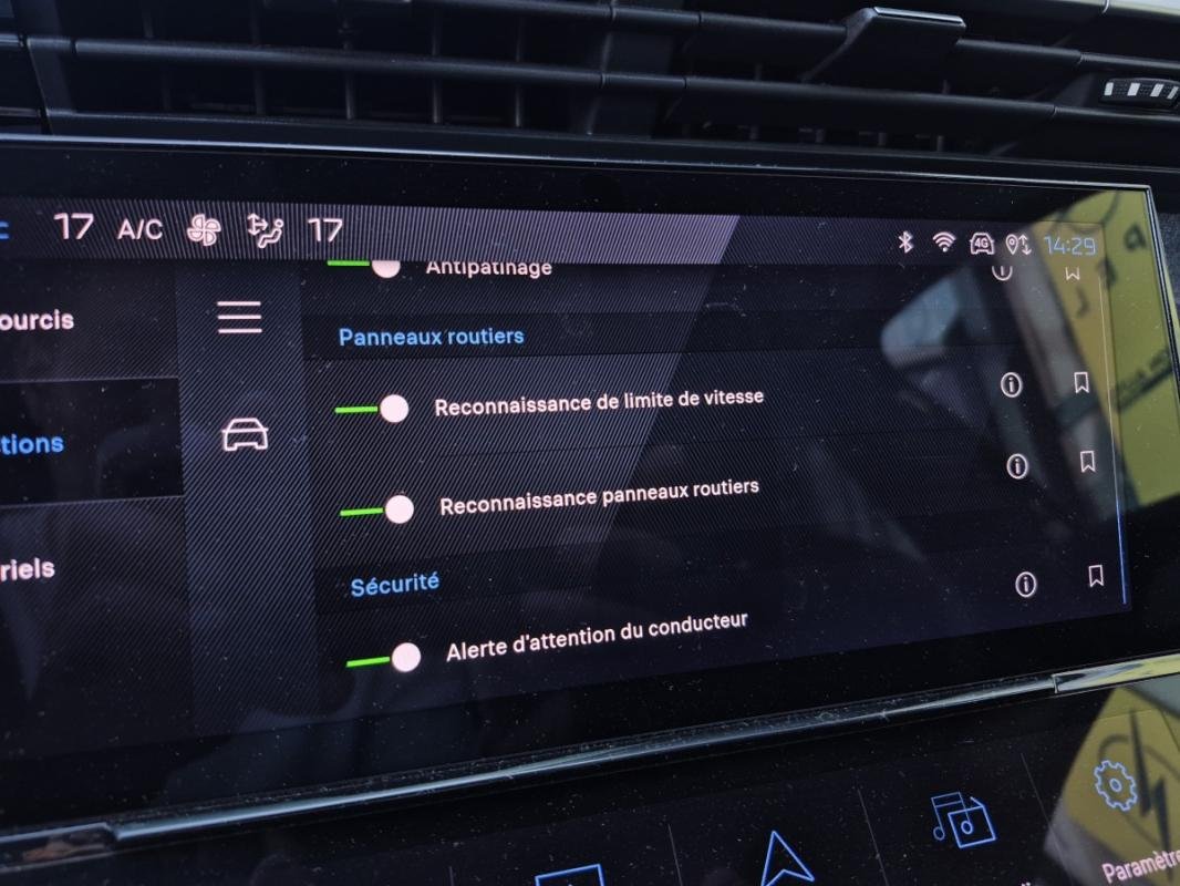Peugeot 308 - Photo 15
