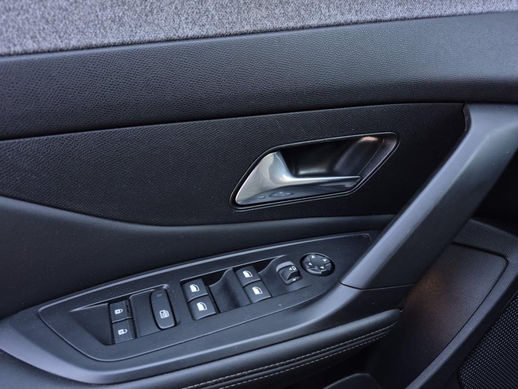 Peugeot 308 - Photo 30