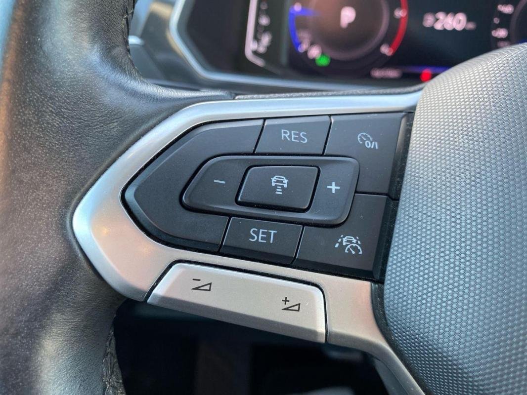 Volkswagen Tiguan - Photo 21
