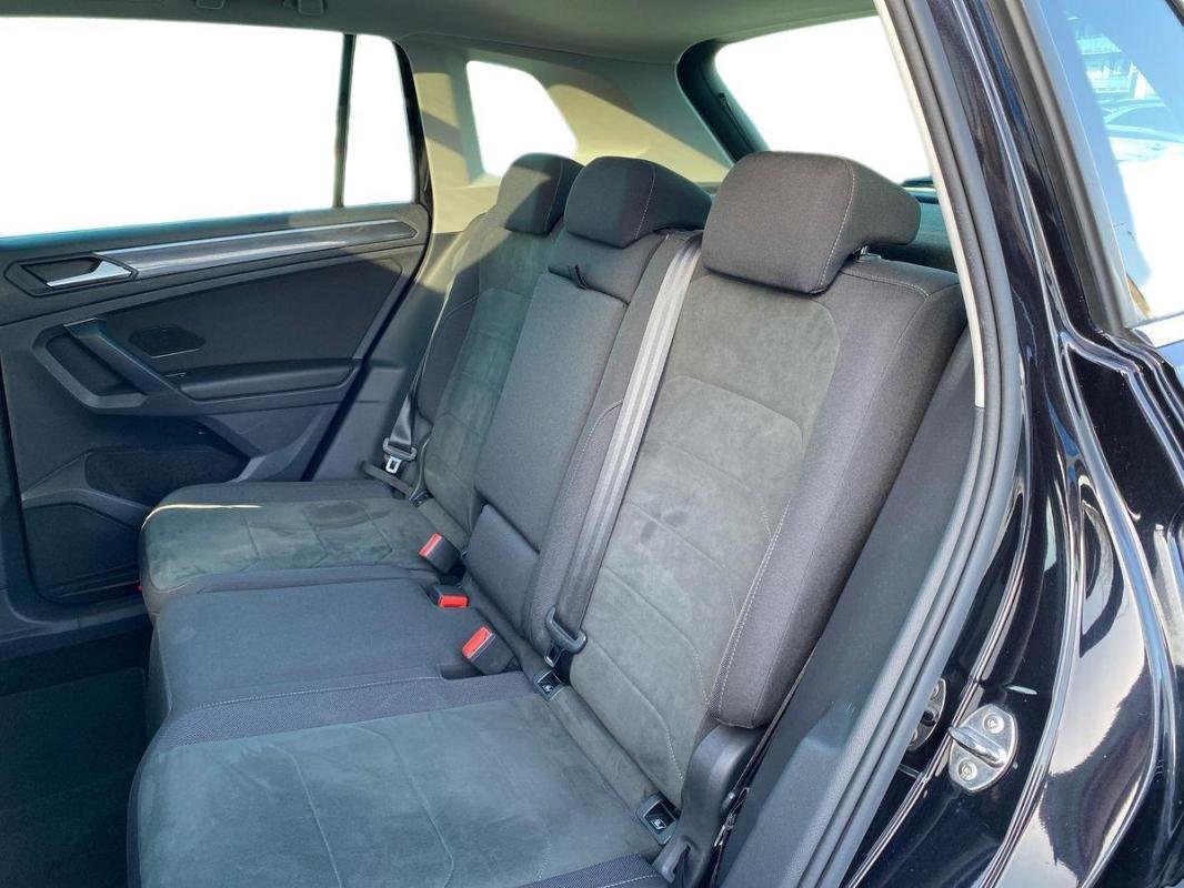 Volkswagen Tiguan - Photo 23