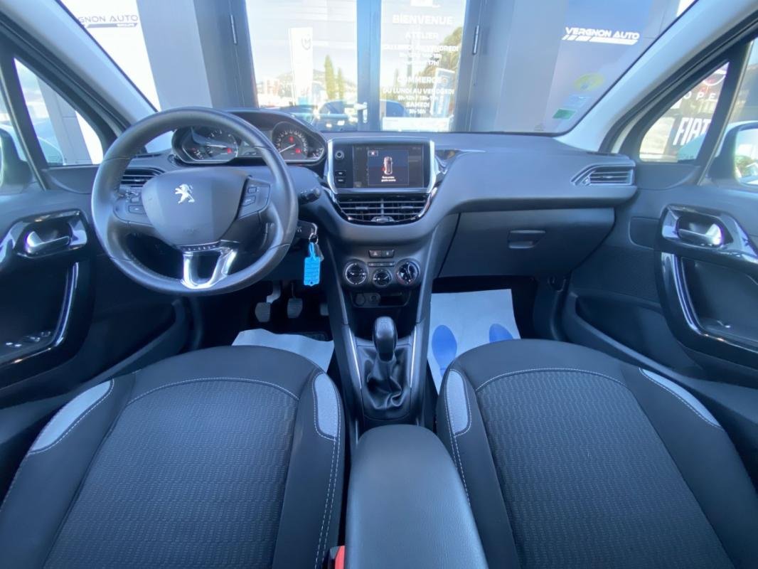 Peugeot 208 - Photo 4