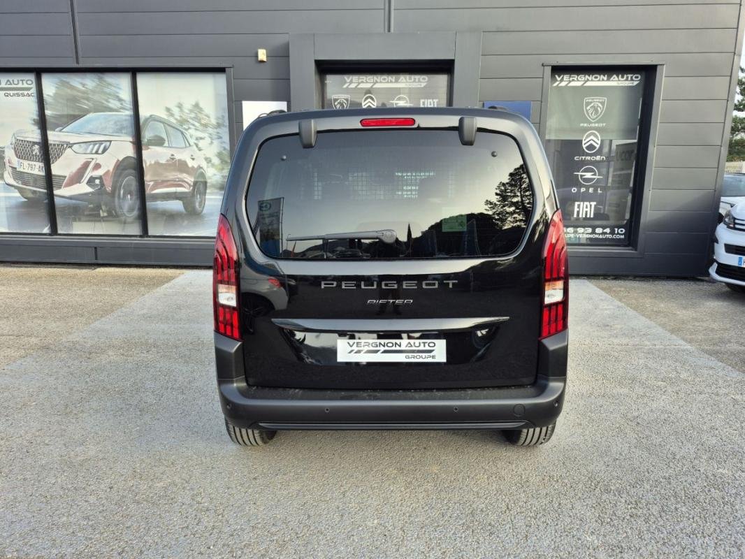 Peugeot Rifter - Photo 26