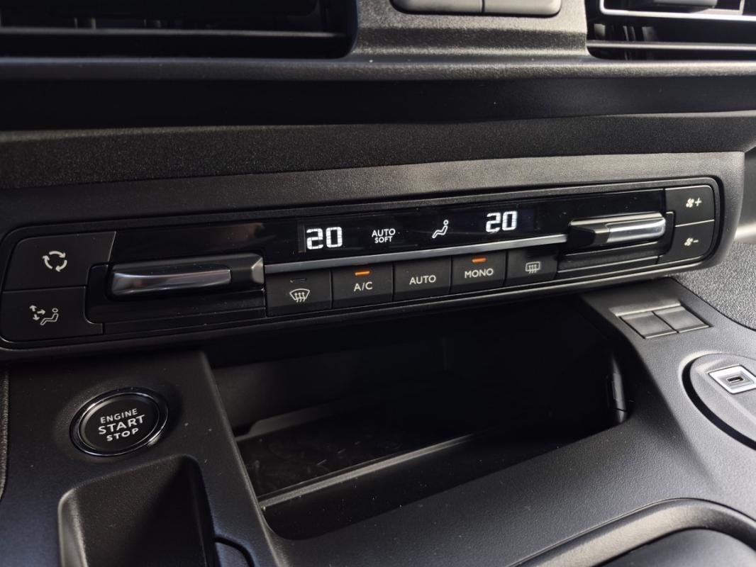 Peugeot Rifter - Photo 32