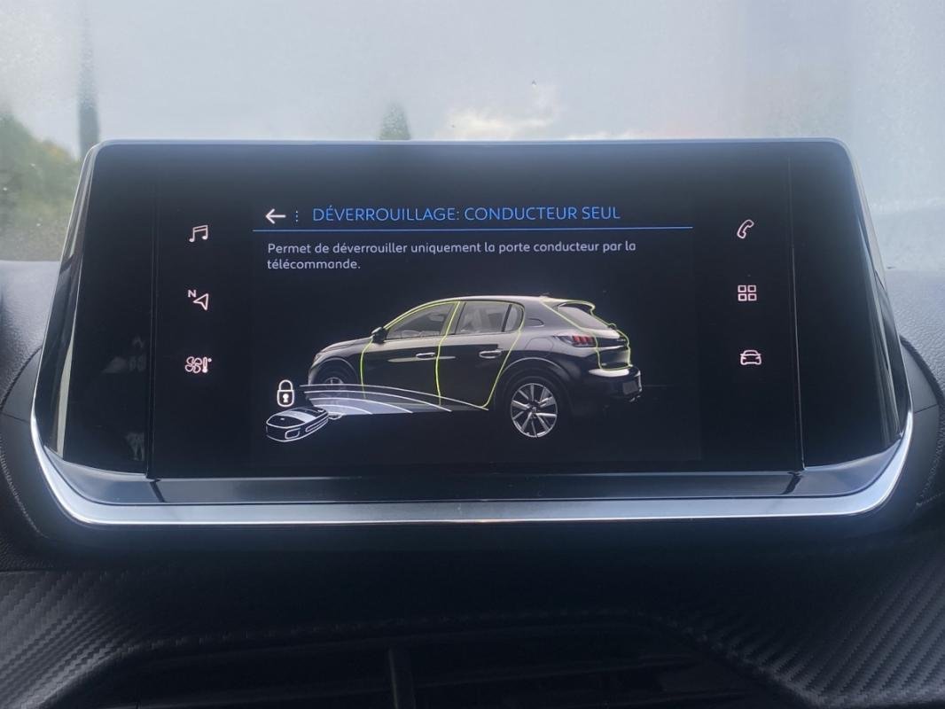 Peugeot 208 - Photo 26