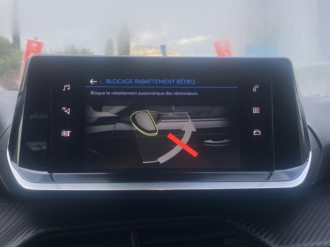 Peugeot 208 - Photo 30