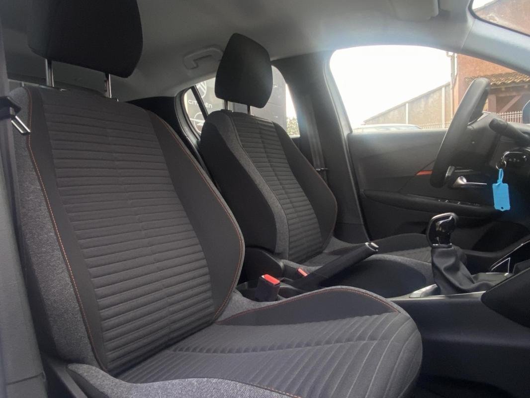 Peugeot 208 - Photo 32