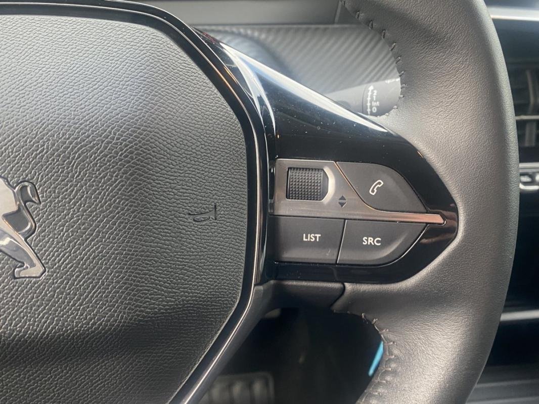 Peugeot 208 - Photo 7