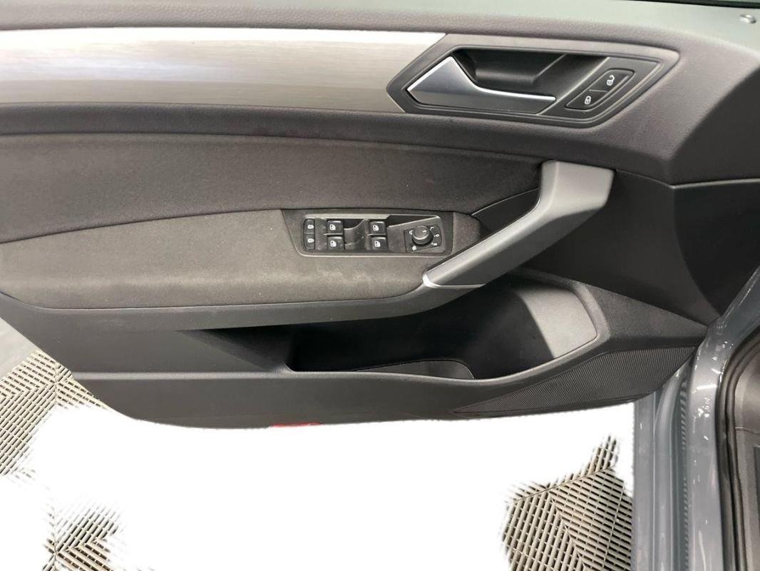 Volkswagen Touran - Photo 15