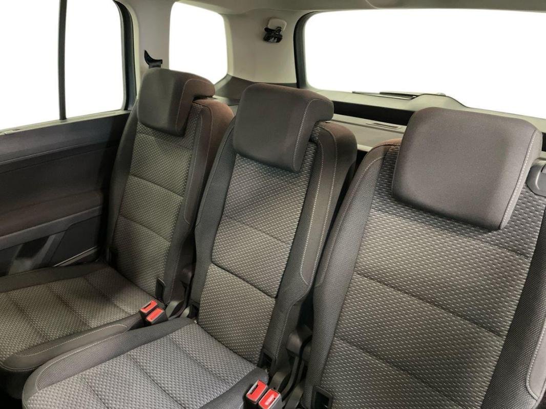 Volkswagen Touran - Photo 23