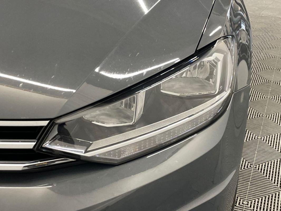 Volkswagen Touran - Photo 25