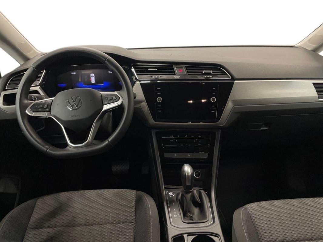 Volkswagen Touran - Photo 8