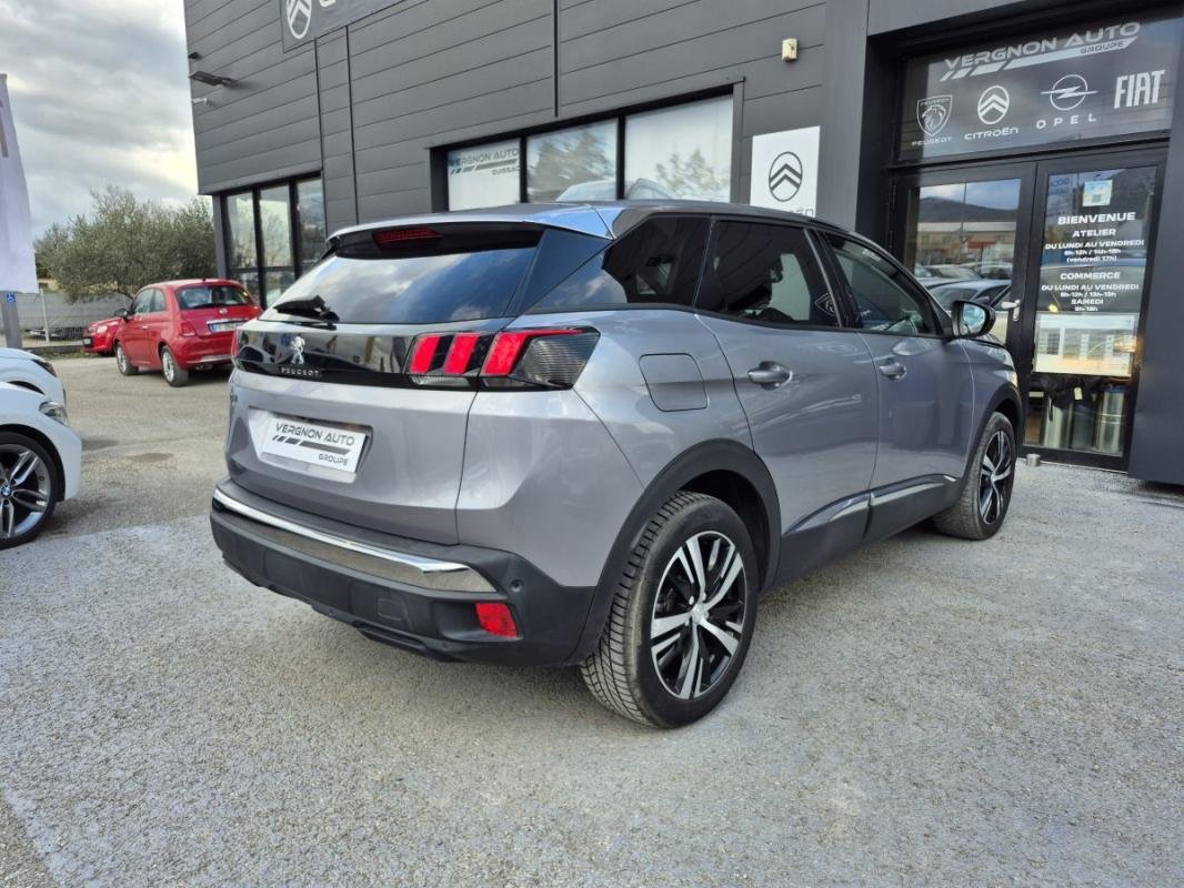 Peugeot 3008 - Photo 3