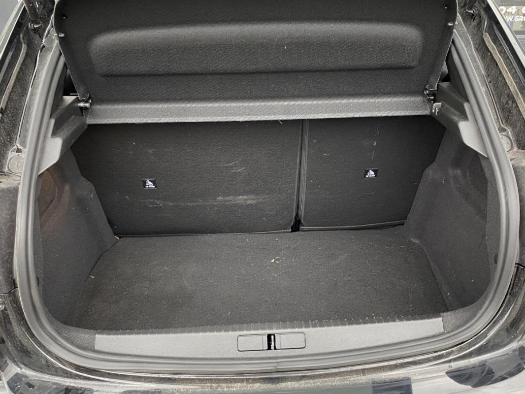 Peugeot 208 - Photo 23