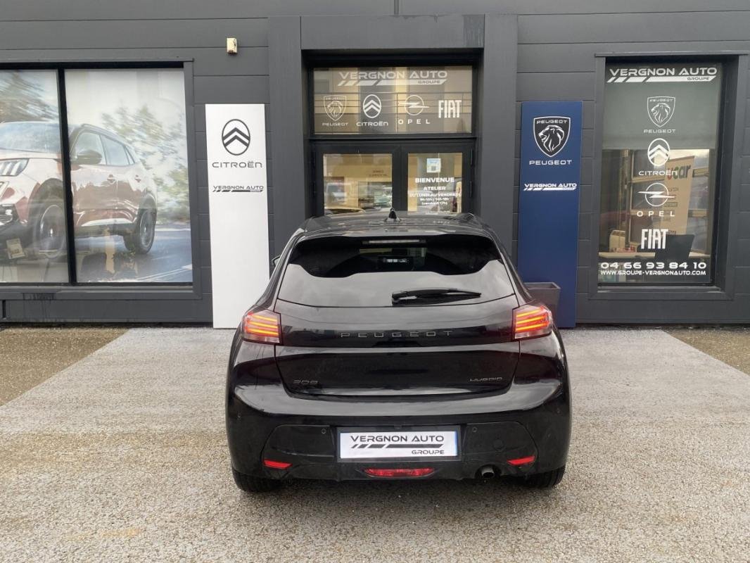 Peugeot 208 - Photo 24