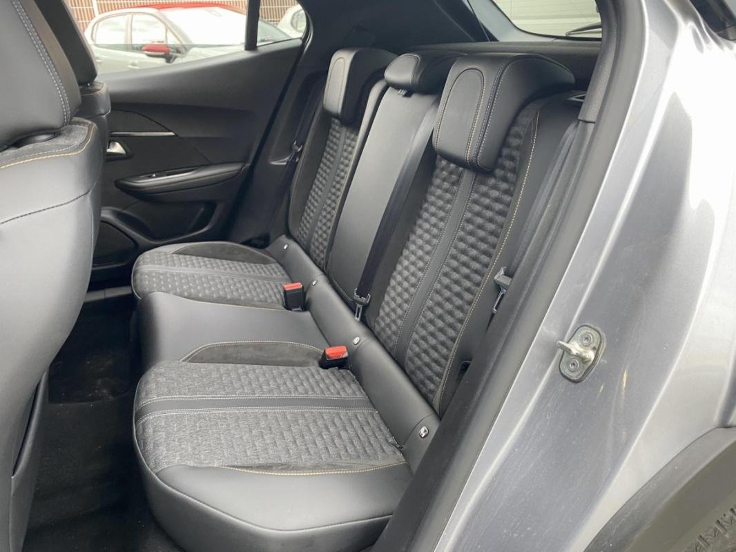 Peugeot 2008 - Photo 12