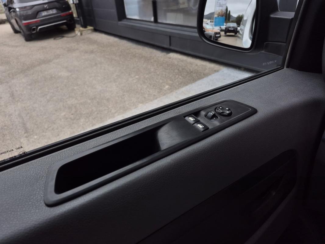 Citroën Jumpy - Photo 35