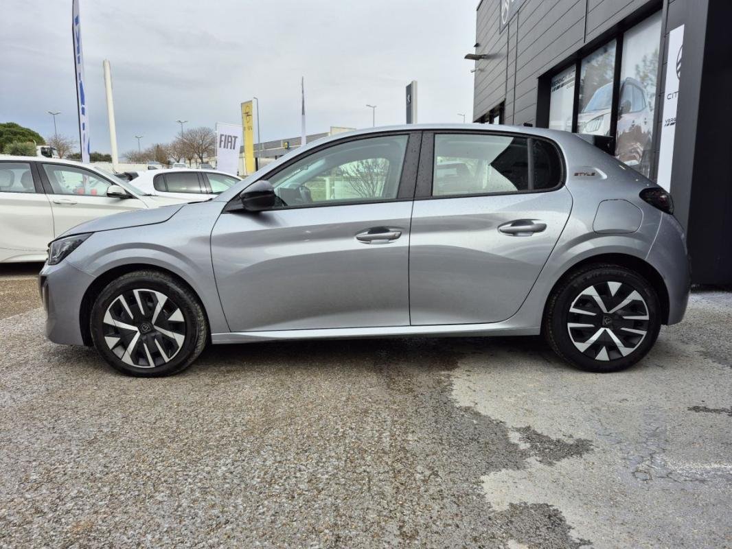 Peugeot 208 - Photo 2