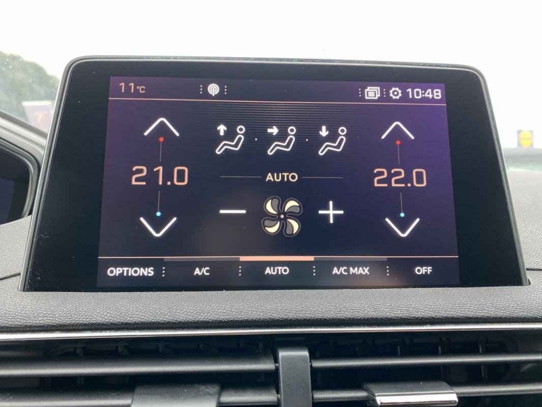 Peugeot 3008 - Photo 11