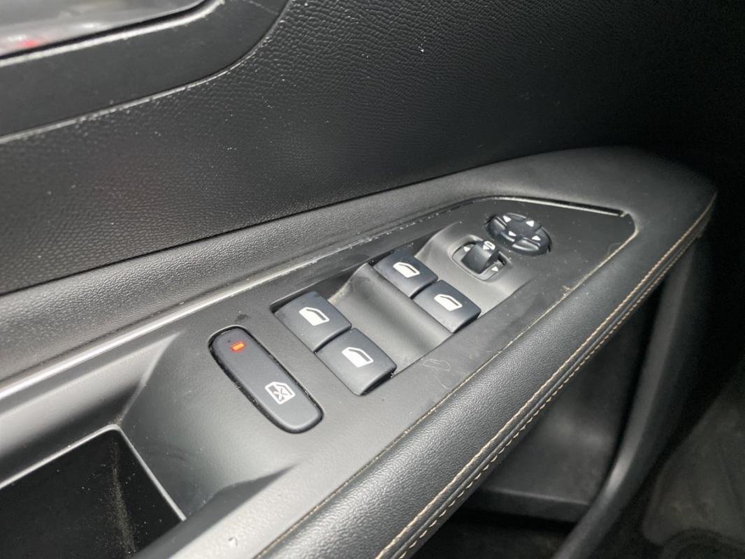 Peugeot 3008 - Photo 5