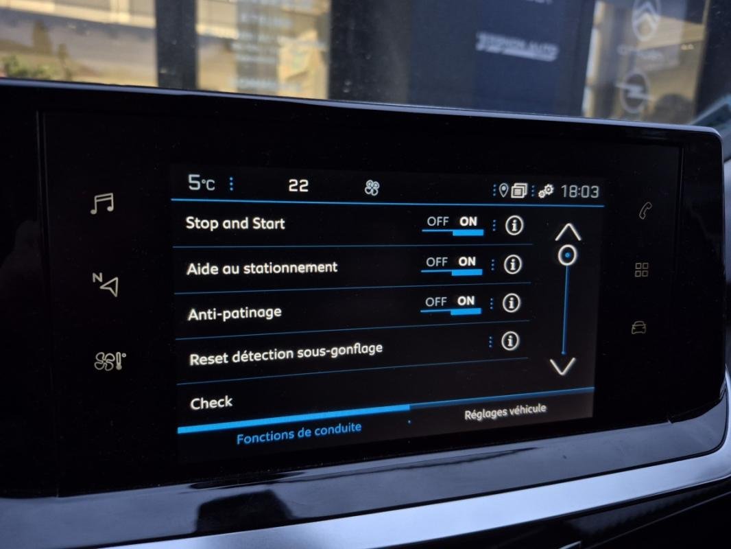 Peugeot 2008 - Photo 11