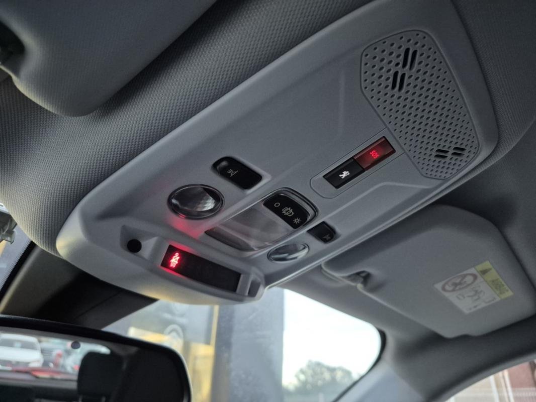 Peugeot 2008 - Photo 35