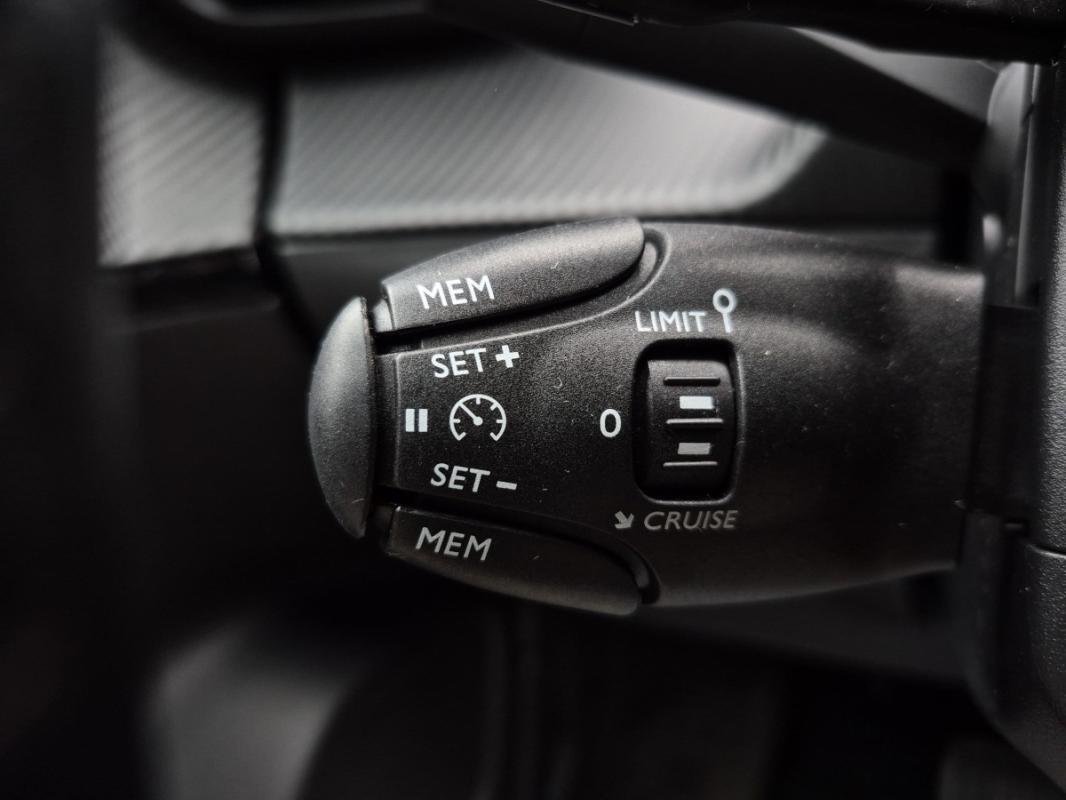 Peugeot 2008 - Photo 13