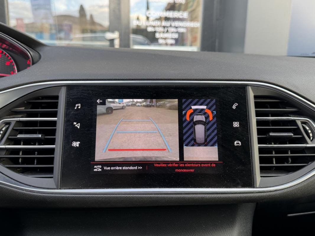 Peugeot 308 - Photo 6