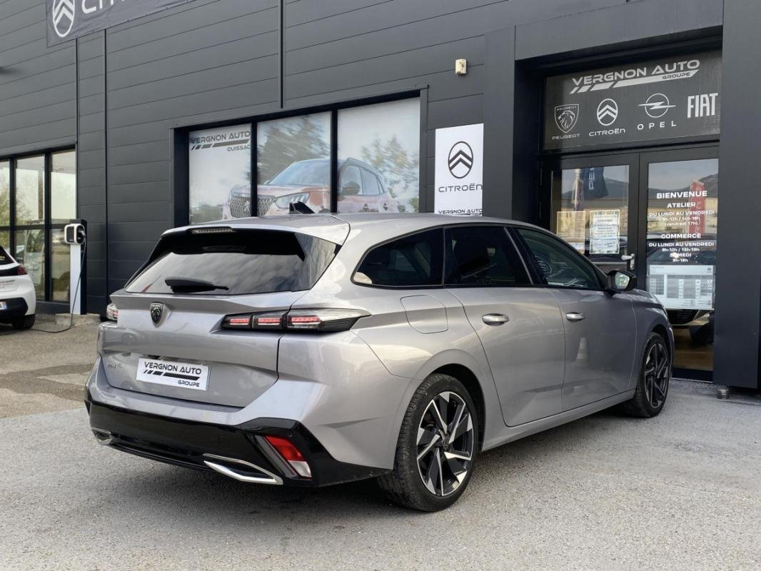 Peugeot 308 SW - Photo 3