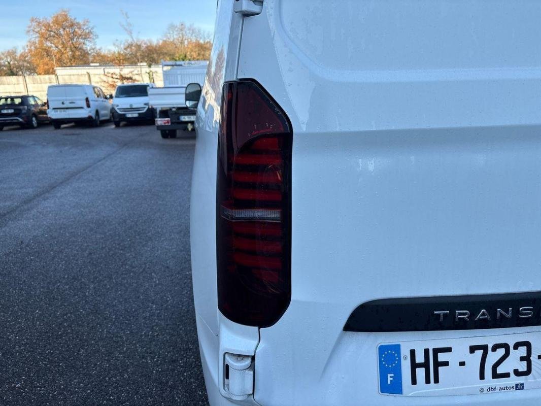 Volkswagen Transporter - Photo 31