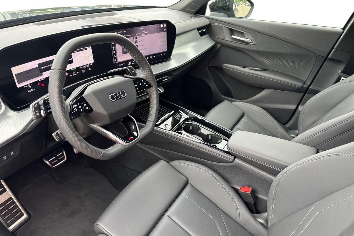 Audi Q3 - Photo 26