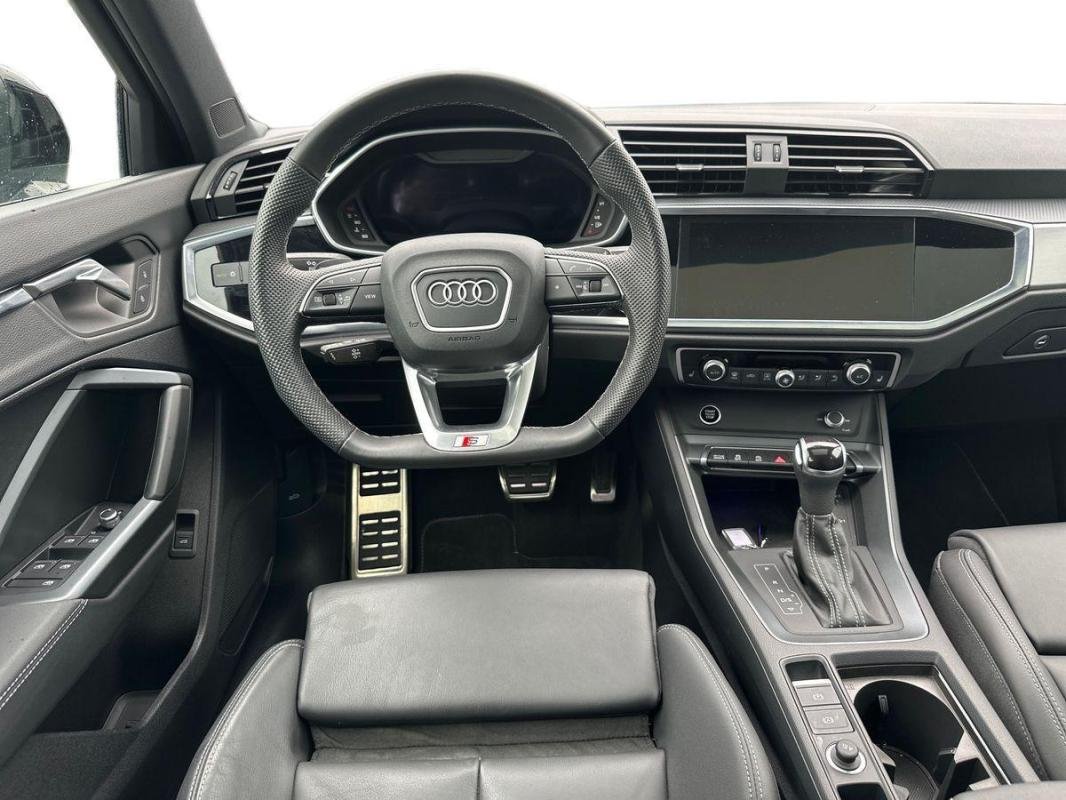 Audi Q3 Sportback - Photo 24
