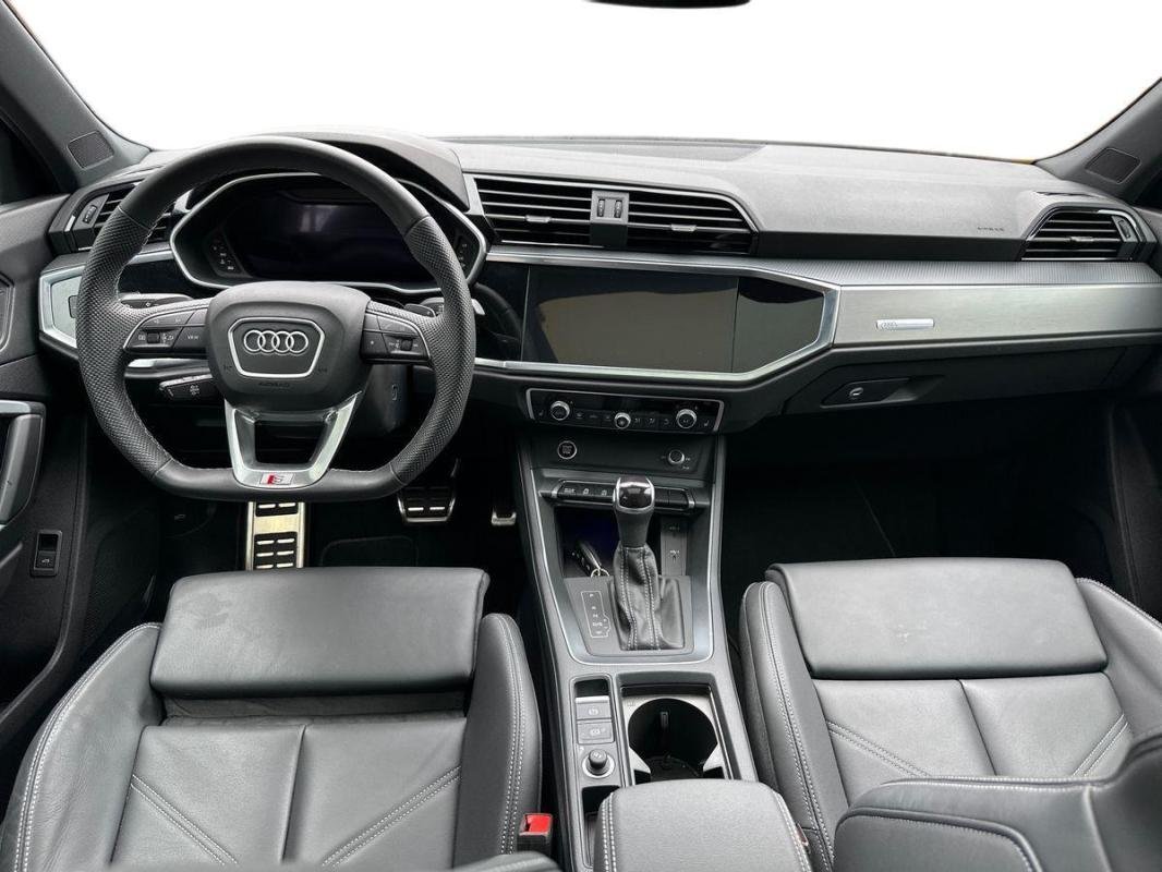Audi Q3 Sportback - Photo 8