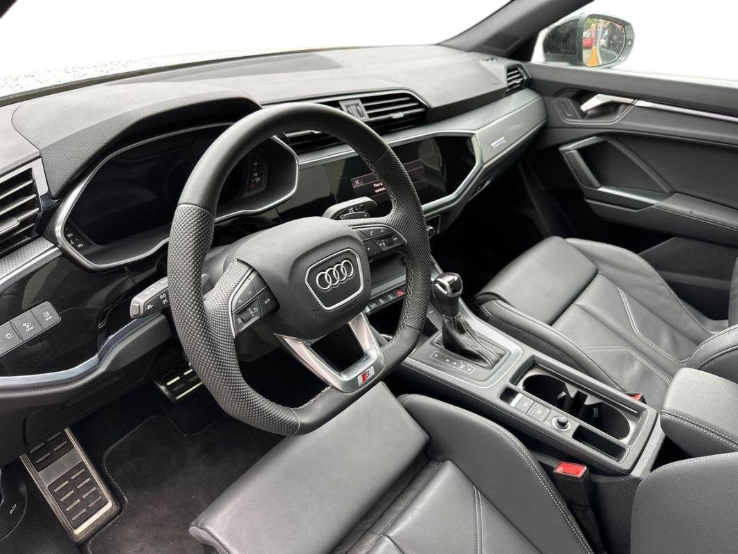 Audi Q3 Sportback - Photo 9