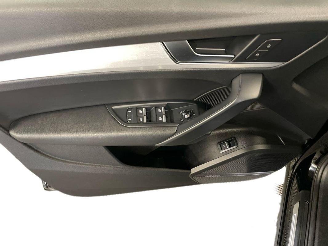 Audi Q5 - Photo 15